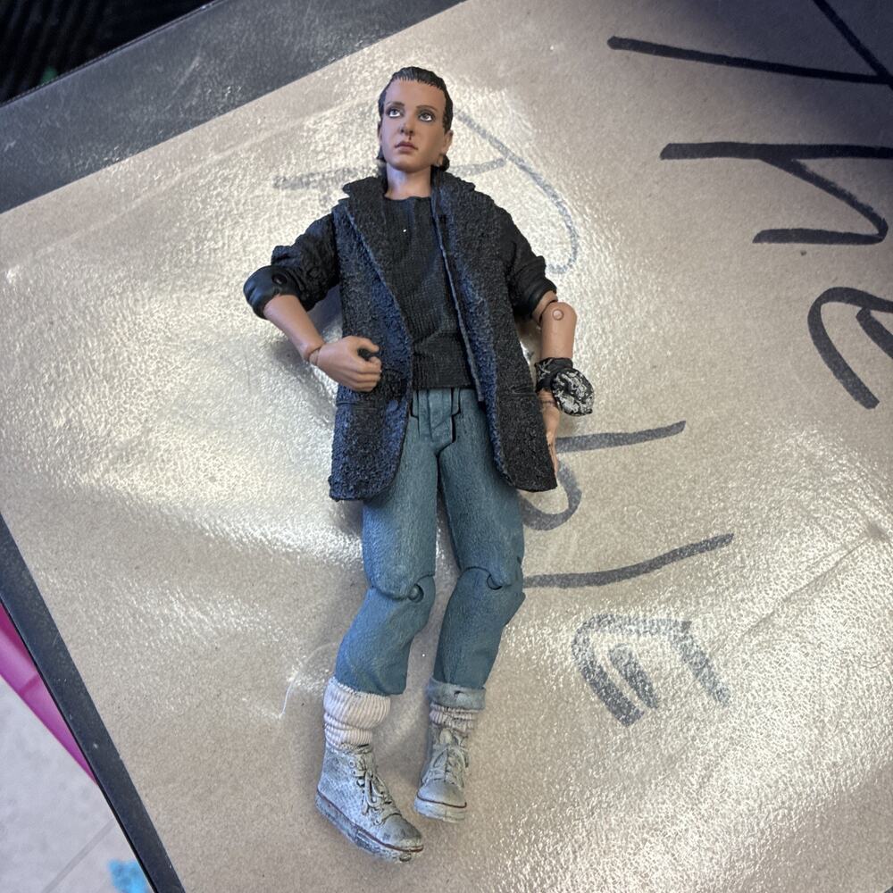 Stranger Things ELEVEN Action Figure McFarlane Toys 2018 Netflix Punk Eleven